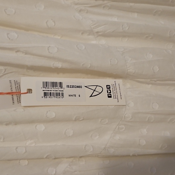 Minkpink White Maxi Dress - Picture 7 of 7